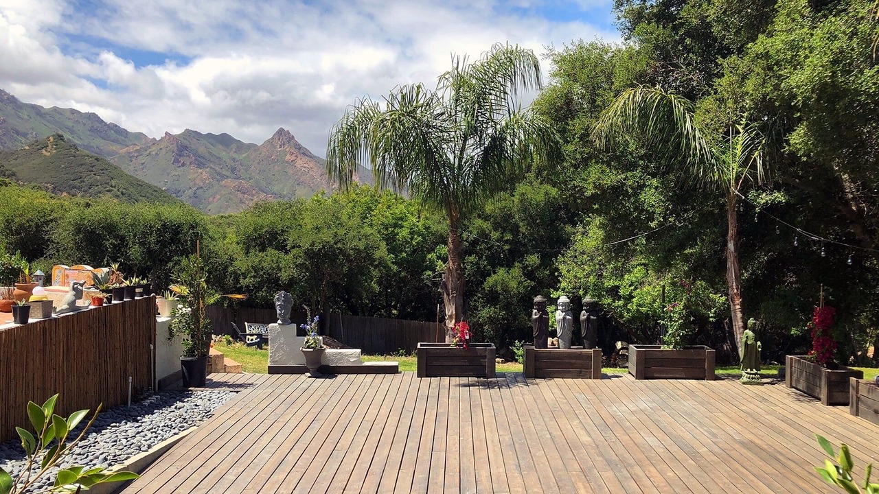 Photo of Patio Balcony in Calabasas