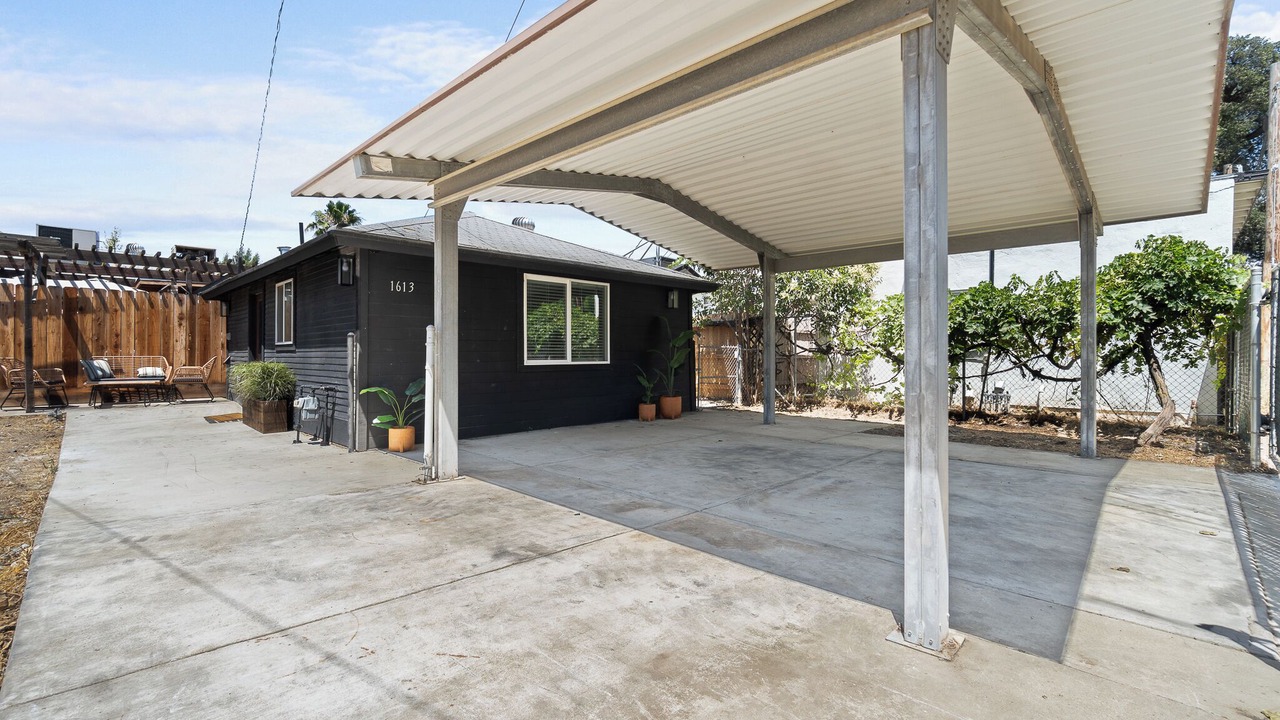 Photo of Patio Balcony in Visalia