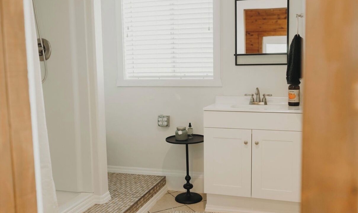 Photo of Bathroom in Tulare