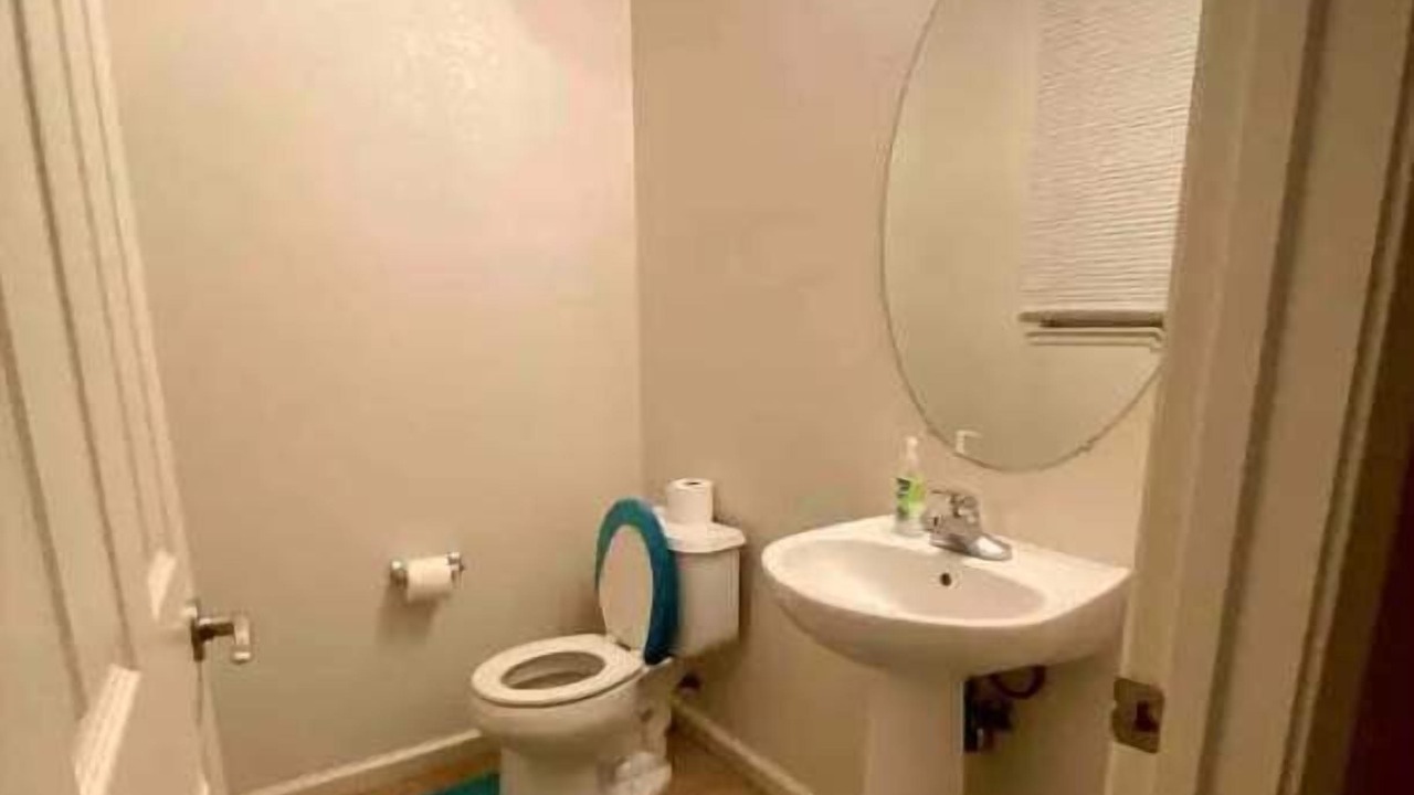 Photo of Bathroom in Merced