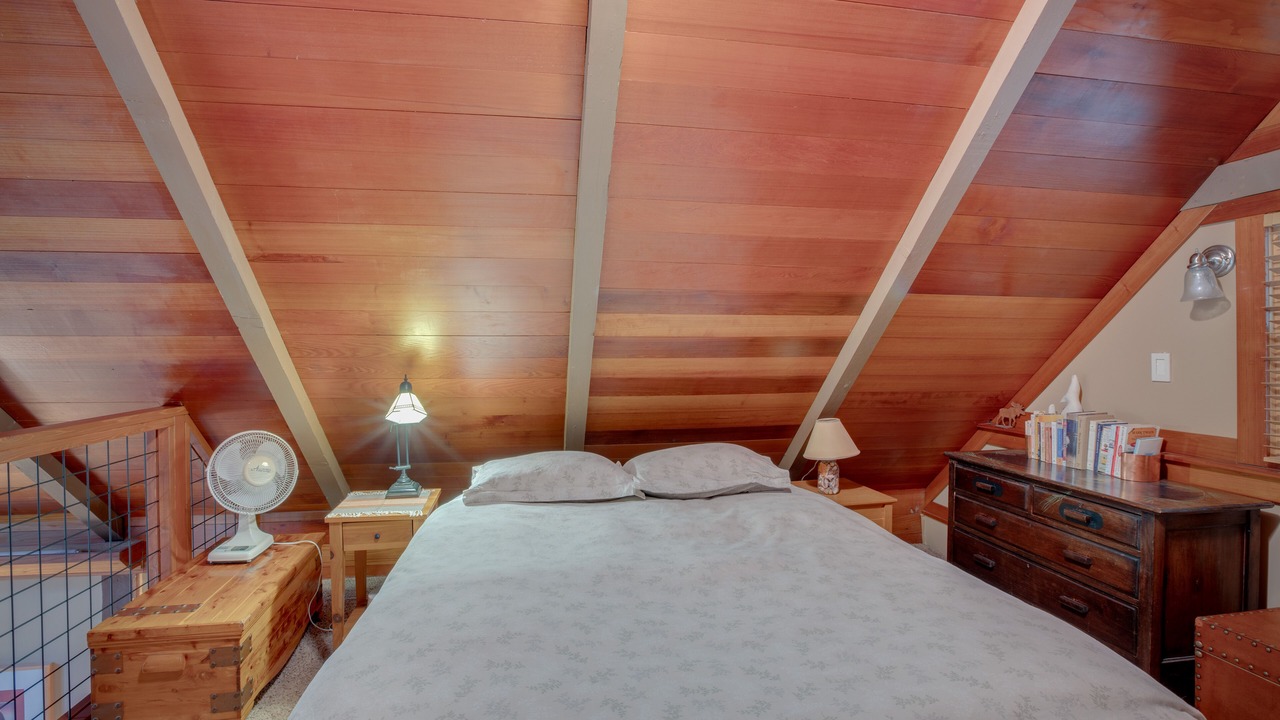 Photo of Bedroom in Tahoma