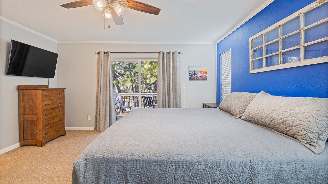 Photo of Bedroom in Bass Lake