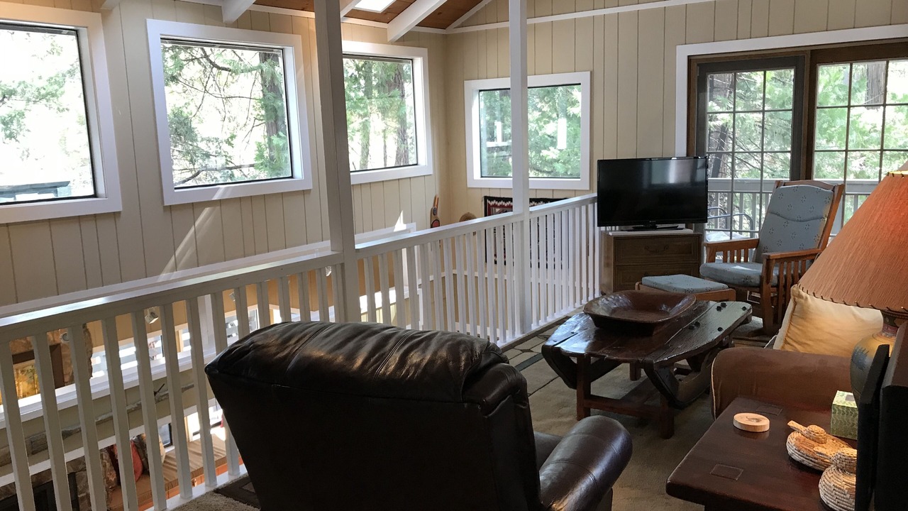 Photo of Livingroom in Groveland
