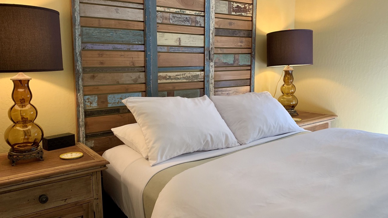 Photo of Bedroom in Groveland
