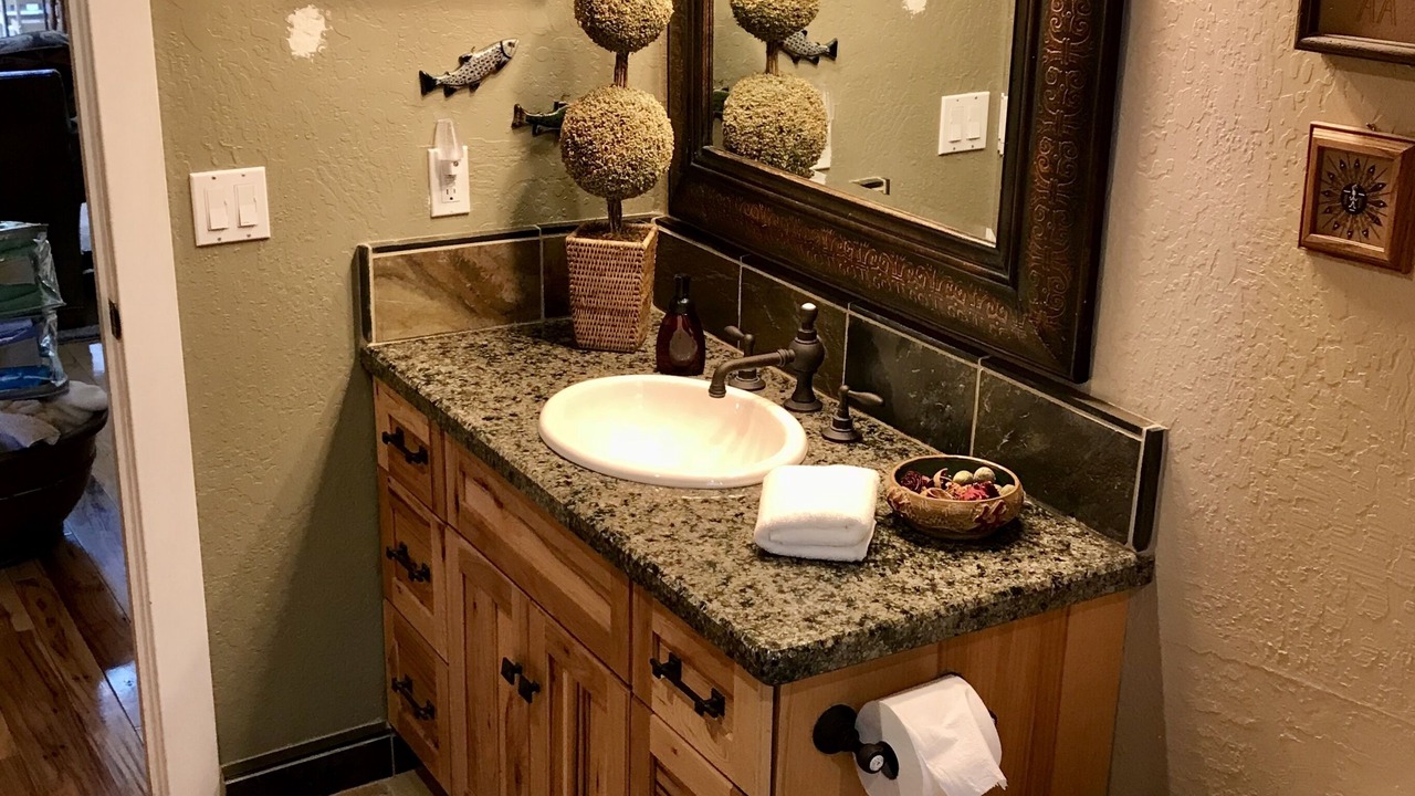 Photo of Bathroom in Groveland