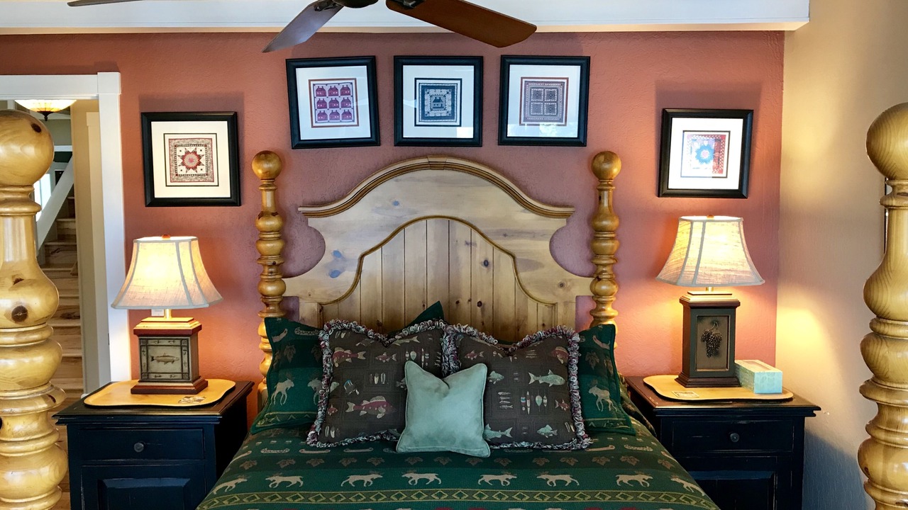 Photo of Bedroom in Groveland