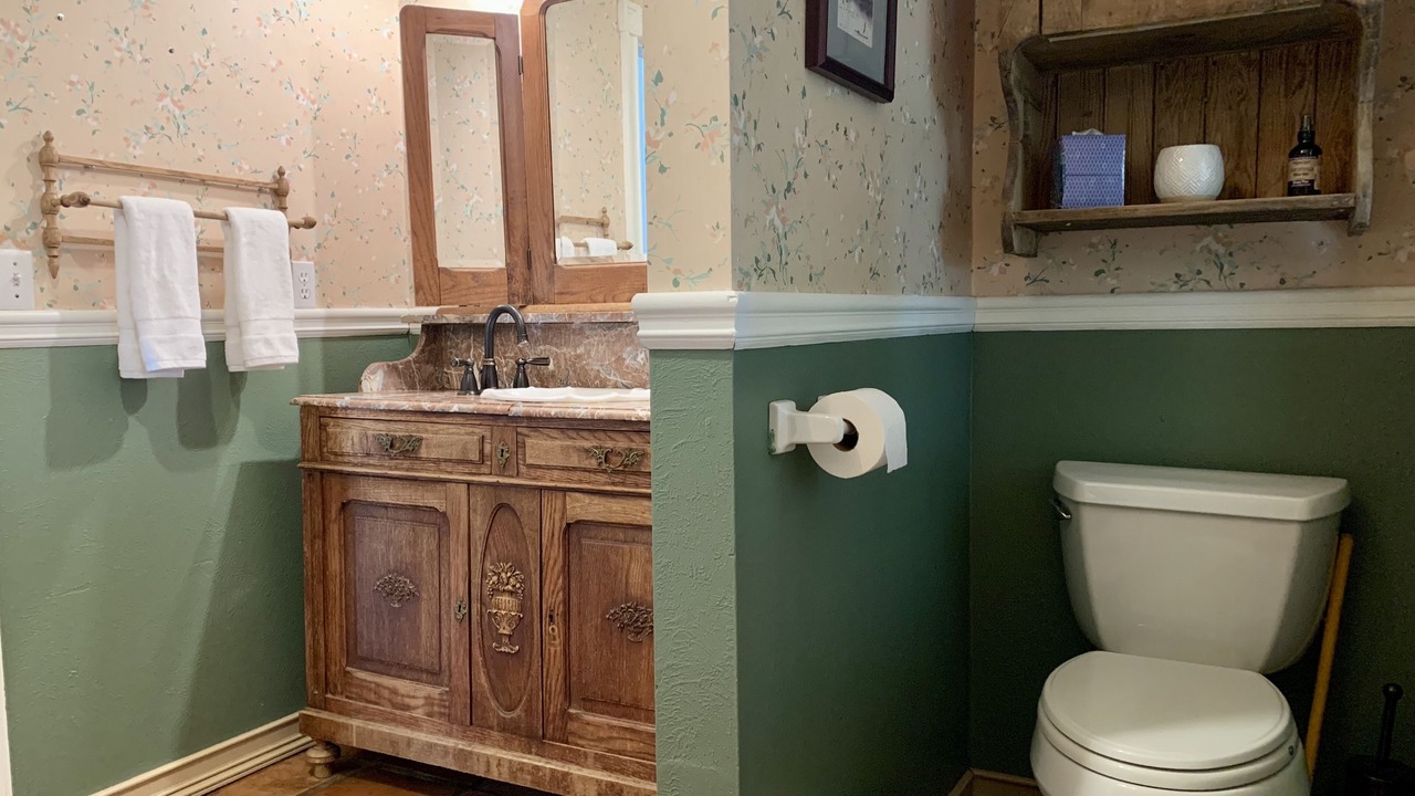 Photo of Bathroom in Diamond Springs