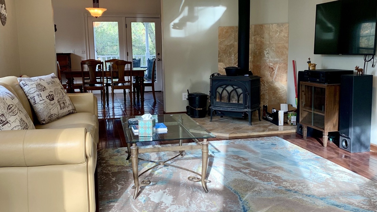 Photo of Livingroom in Diamond Springs