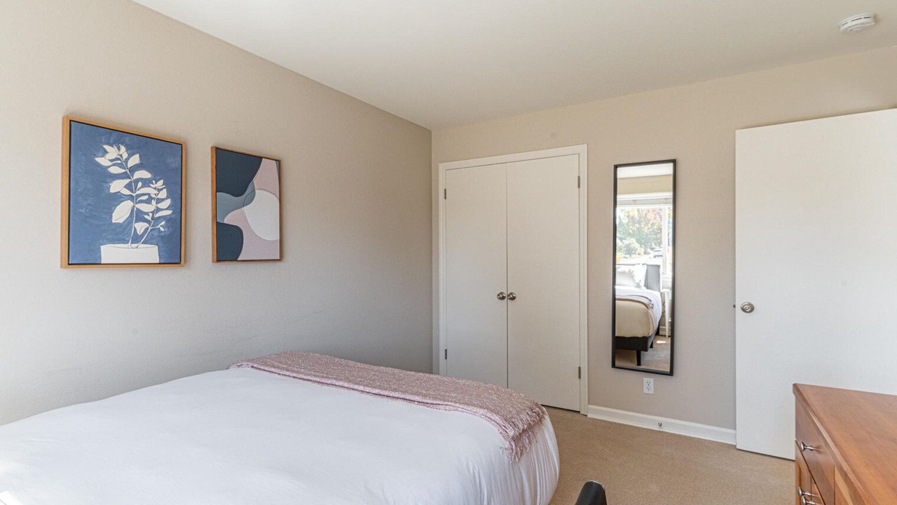 Photo of Bedroom in Waverly Park