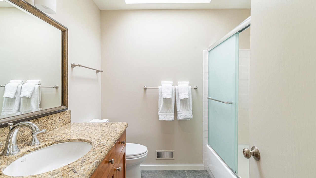 Photo of Bathroom in Waverly Park