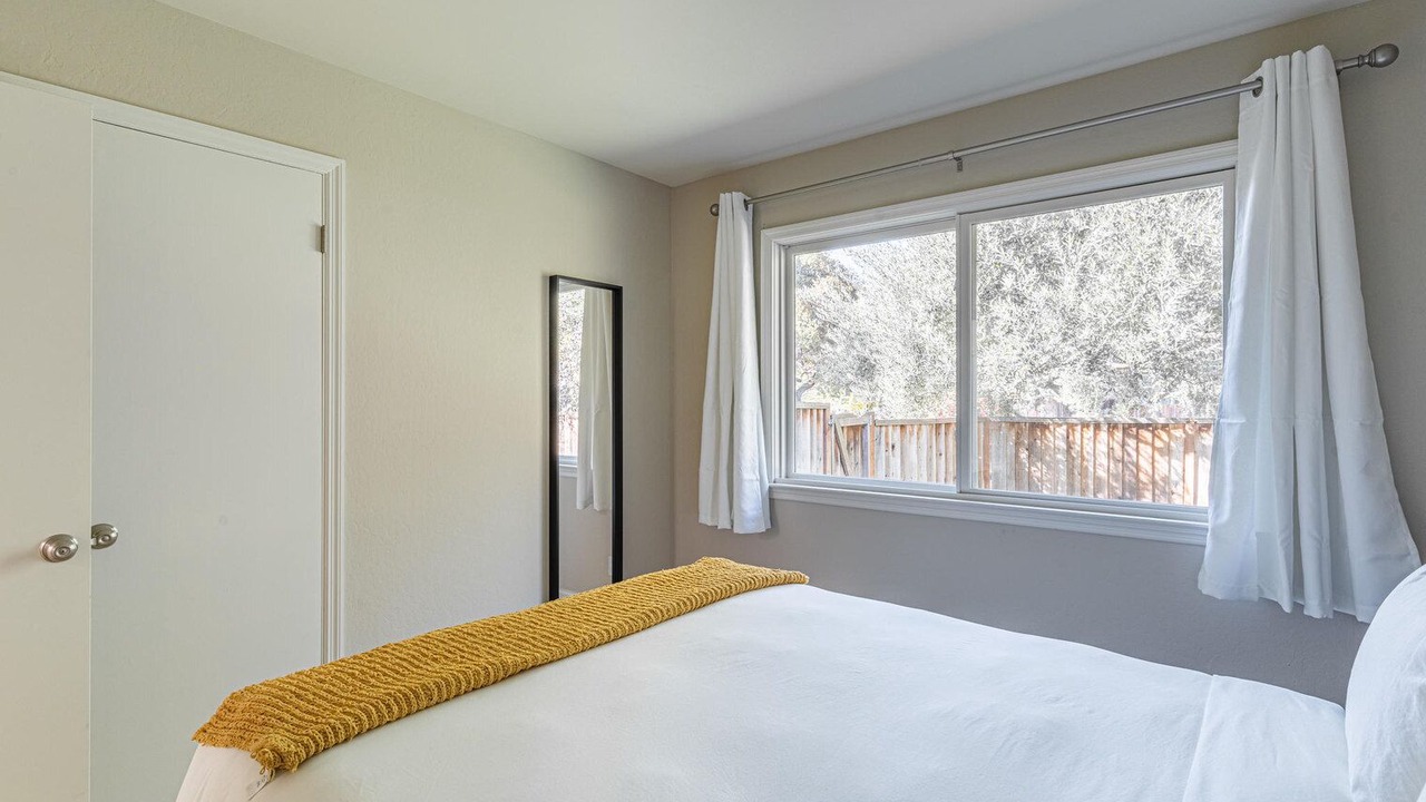 Photo of Bedroom in Waverly Park