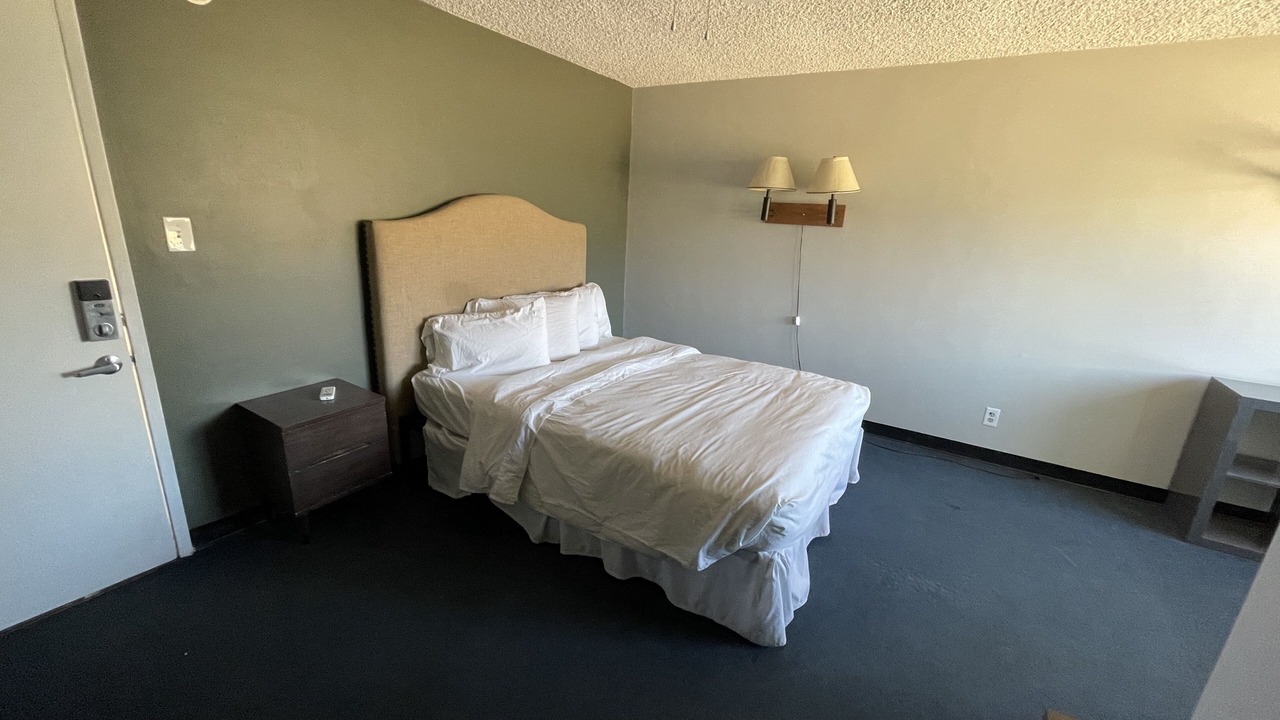 Photo of Bedroom in Wofford Heights