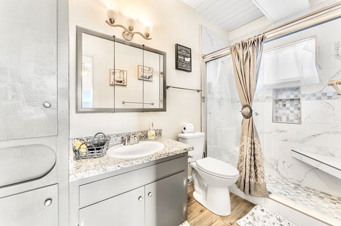 Photo of Bathroom in Seaside
