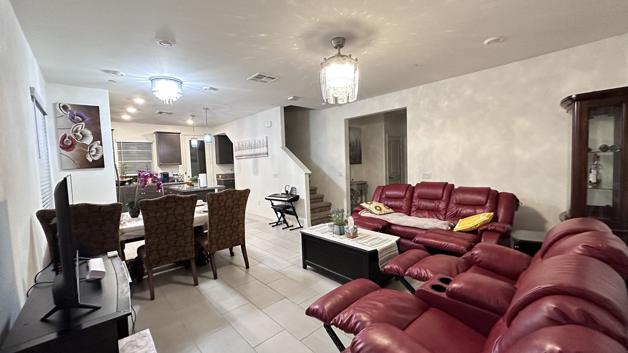 Photo of Livingroom in Chino