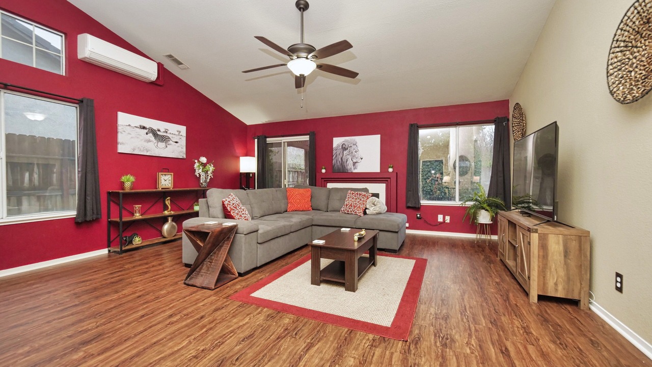 Photo of Livingroom in Salida