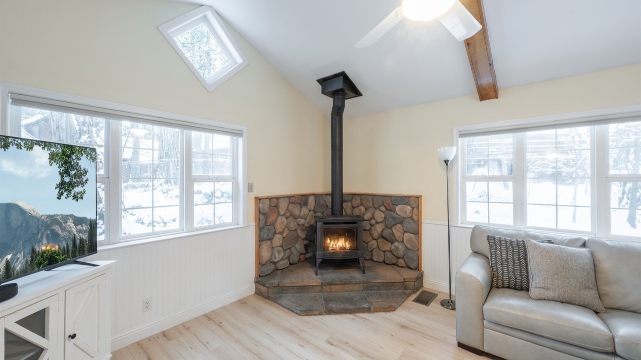 Photo of Bedroom in Twain Harte