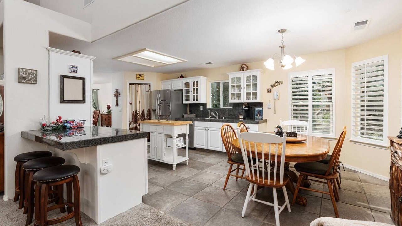 Photo of Kitchen in Shaver Lake