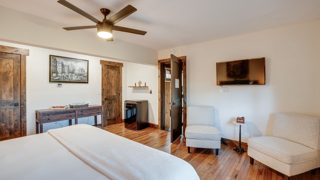 Photo of Bedroom in Tahoe Village