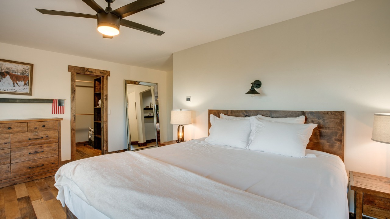 Photo of Bedroom in Tahoe Village