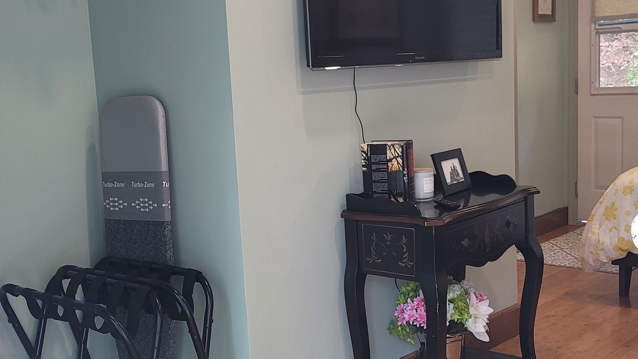 Photo of Bedroom in La Puente