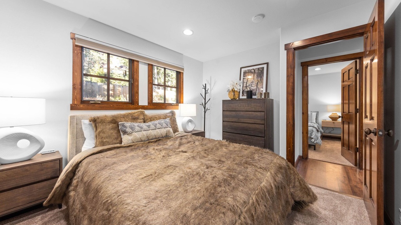 Photo of Bedroom in Dollar Point