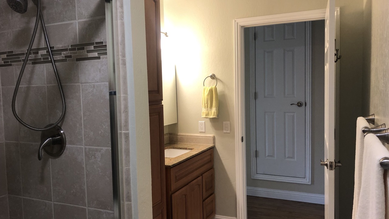 Photo of Bathroom in Rheem Valley Manor
