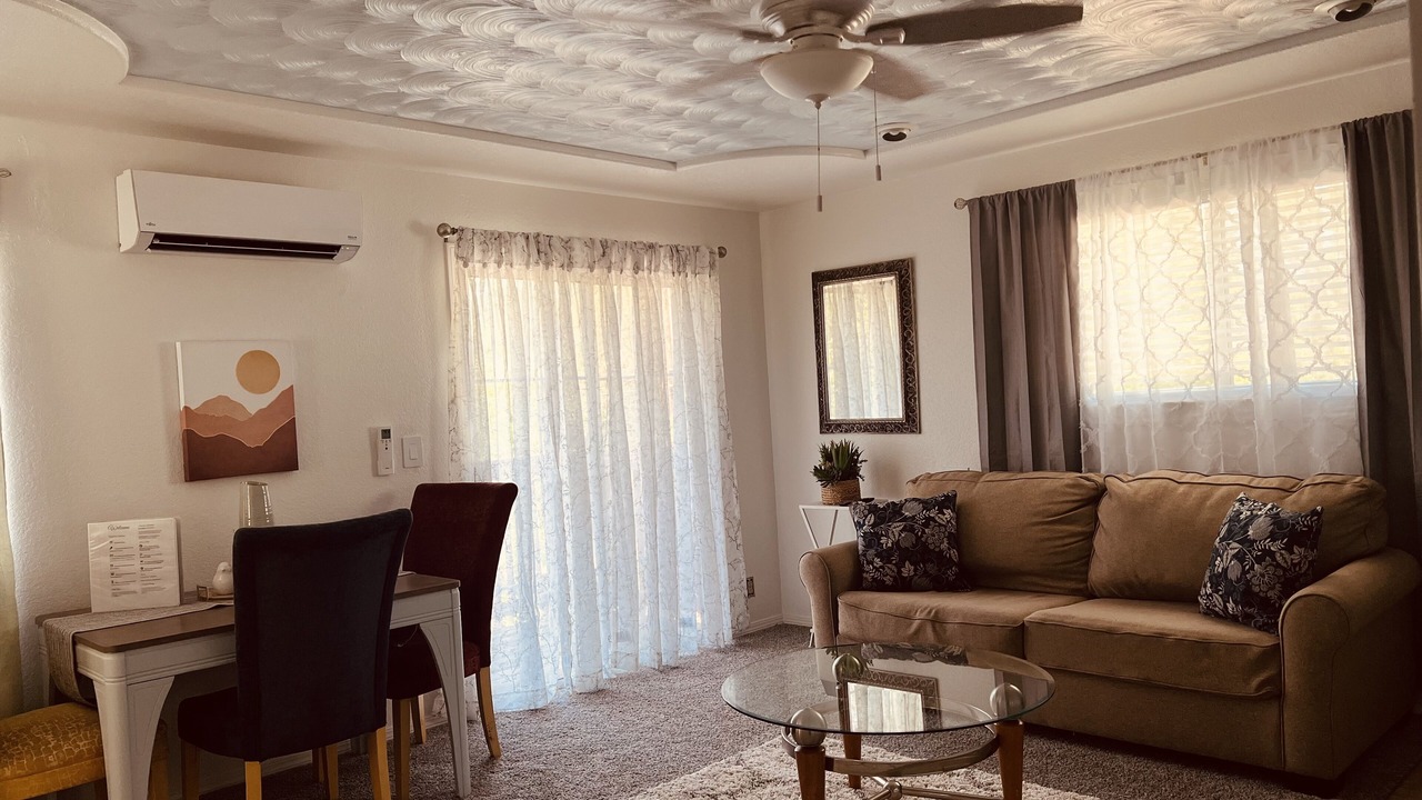 Photo of Livingroom in Roseville