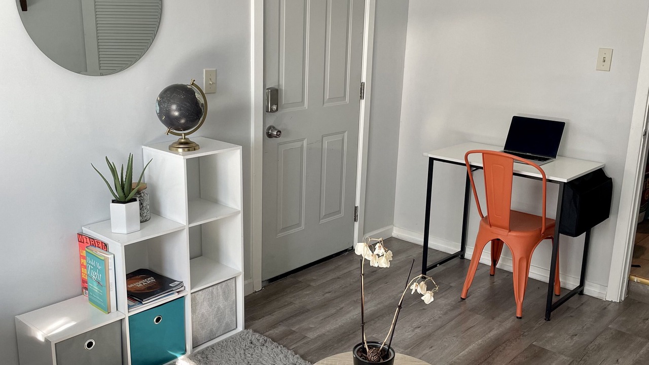 Photo of Bedroom in Oakland