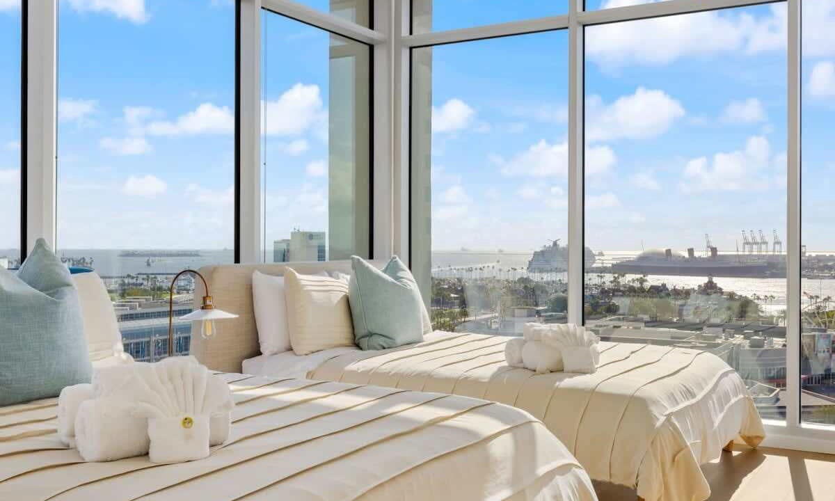 Photo of Bedroom in Waterfront