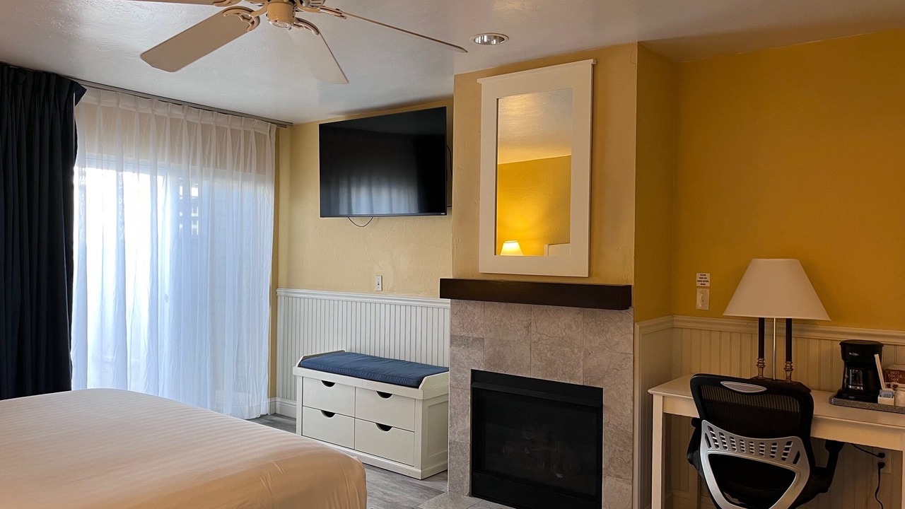 Photo of Bedroom in Downtown Monterey