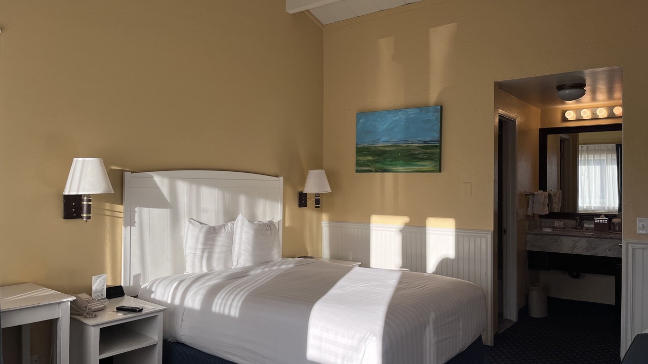Photo of Bedroom in Downtown Monterey