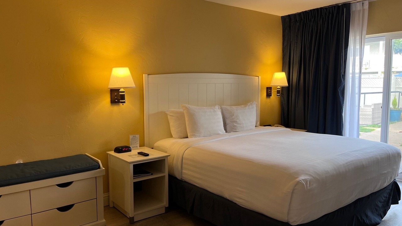 Photo of Bedroom in Downtown Monterey