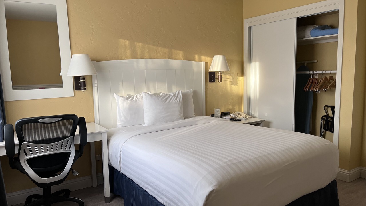 Photo of Bedroom in Downtown Monterey