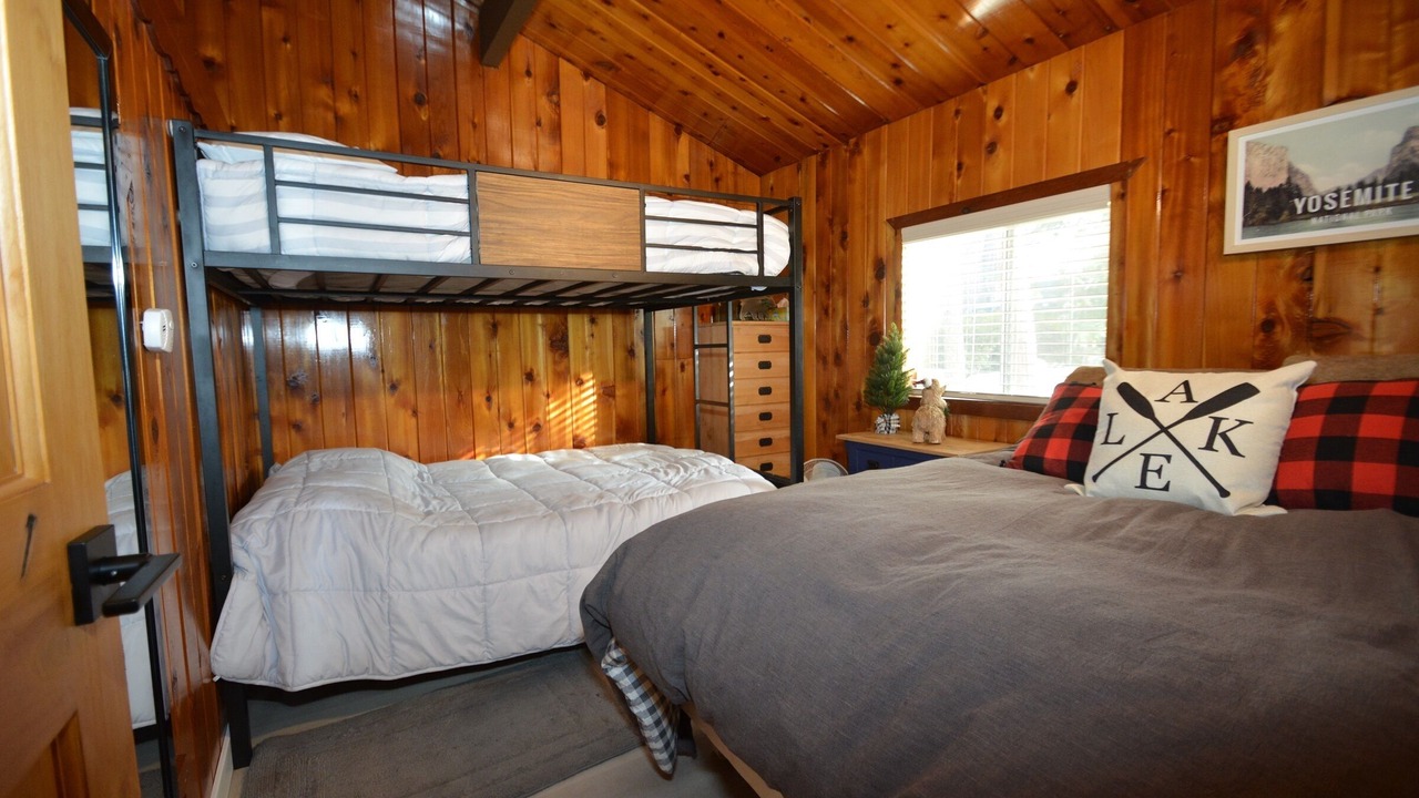 Photo of Bedroom in Bass Lake