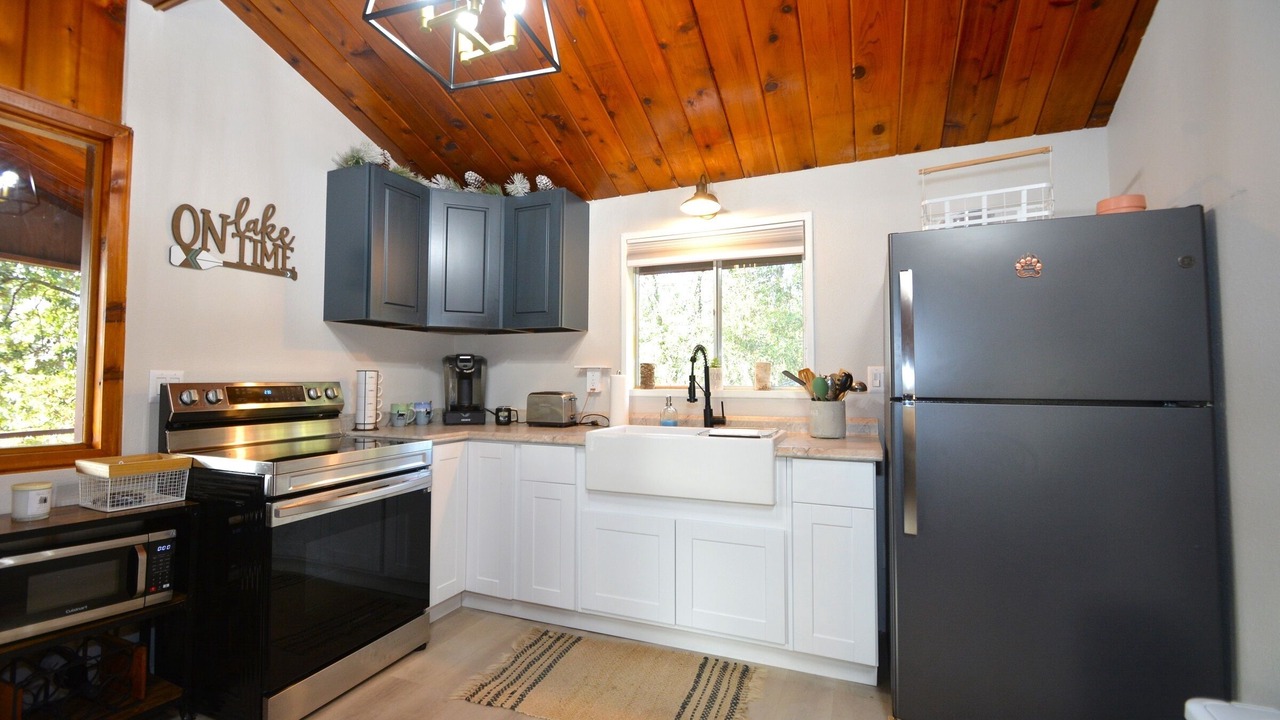 Photo of Kitchen in Bass Lake