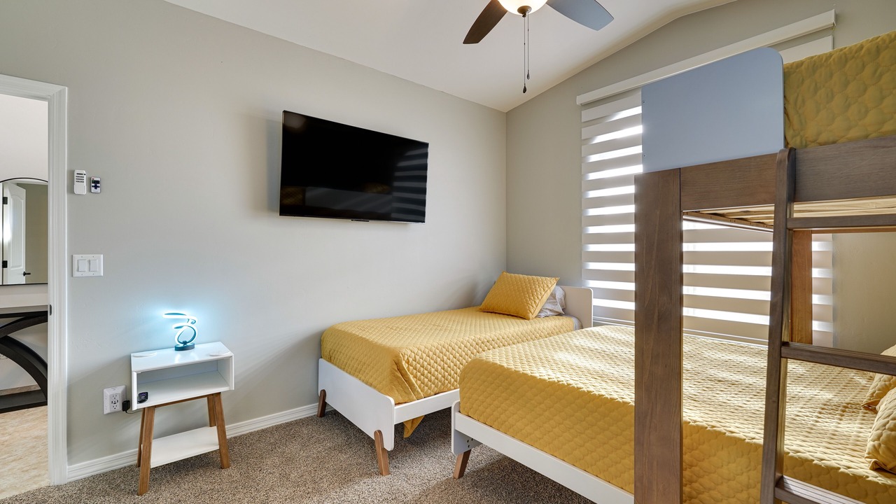 Photo of Bedroom in Lake Havasu City