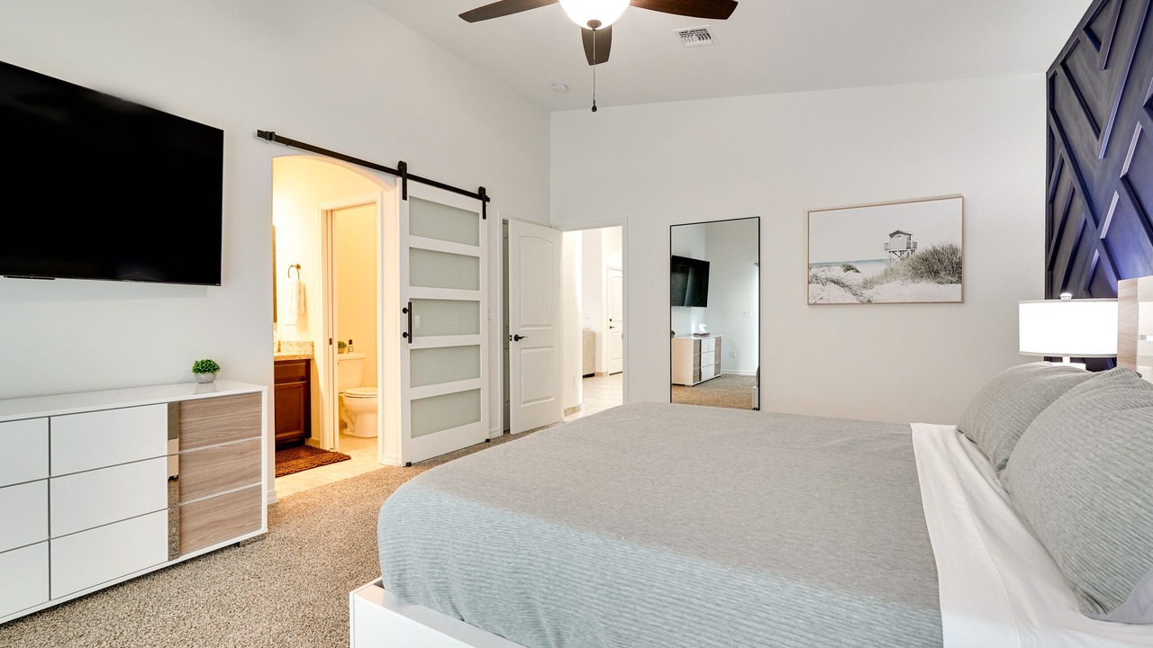 Photo of Bedroom in Lake Havasu City