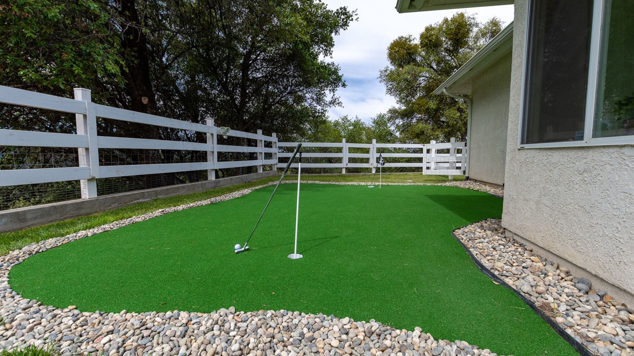 Photo of Outdoor in Oakhurst