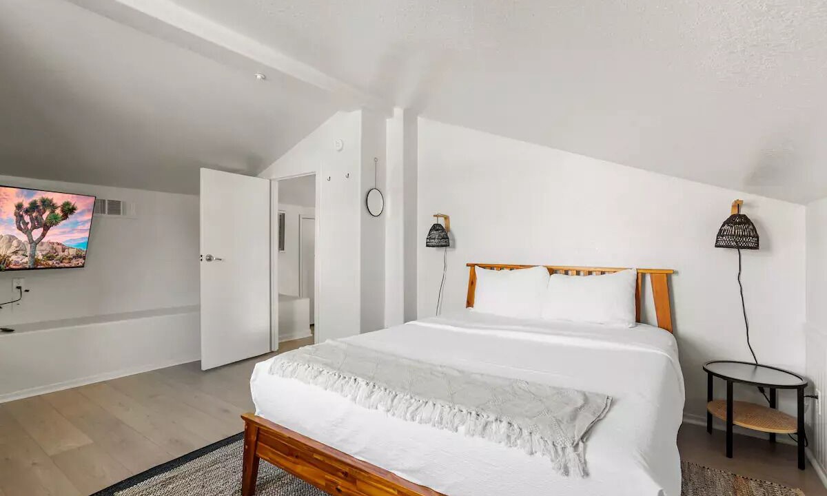 Photo of Bedroom in Desert Hot Springs