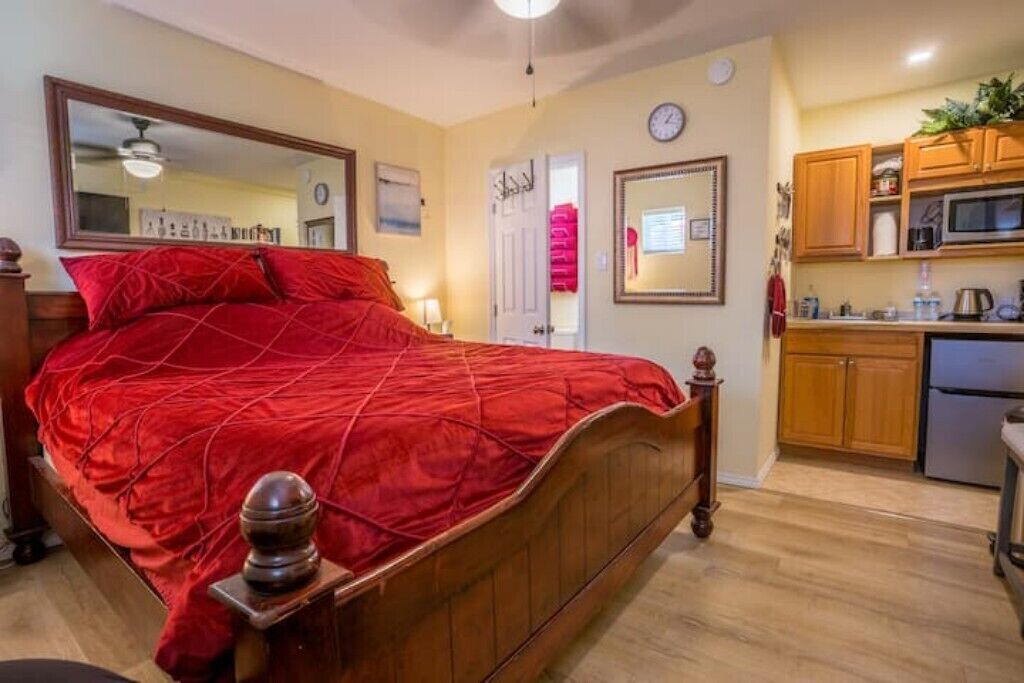 Photo of Bedroom in Thousand Oaks