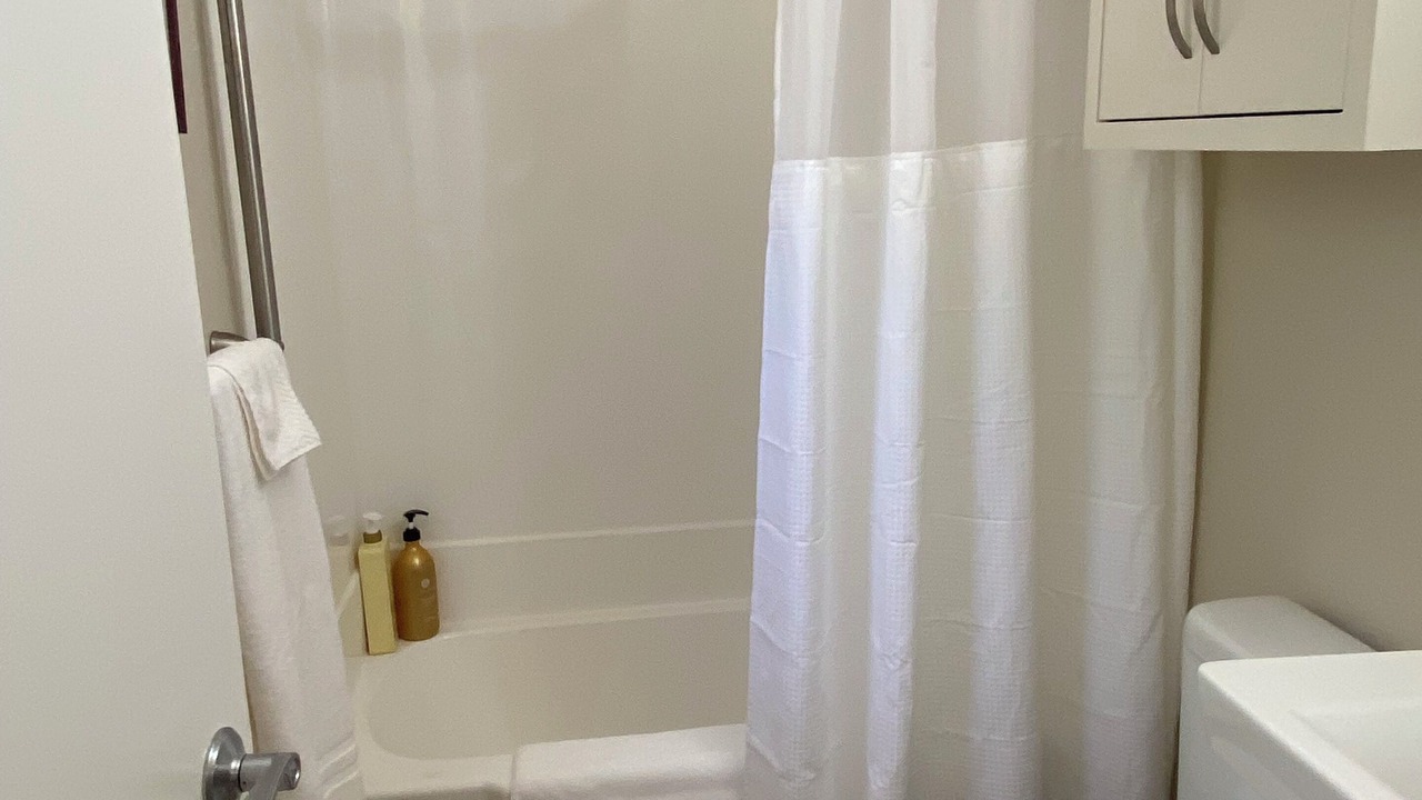 Photo of Bathroom in Marine Terrace
