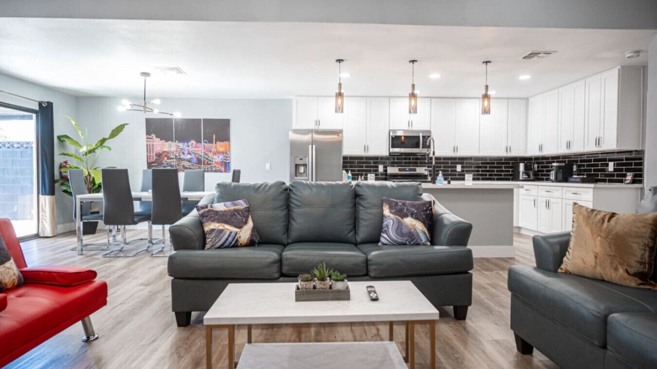 Photo of Livingroom in Summerlin