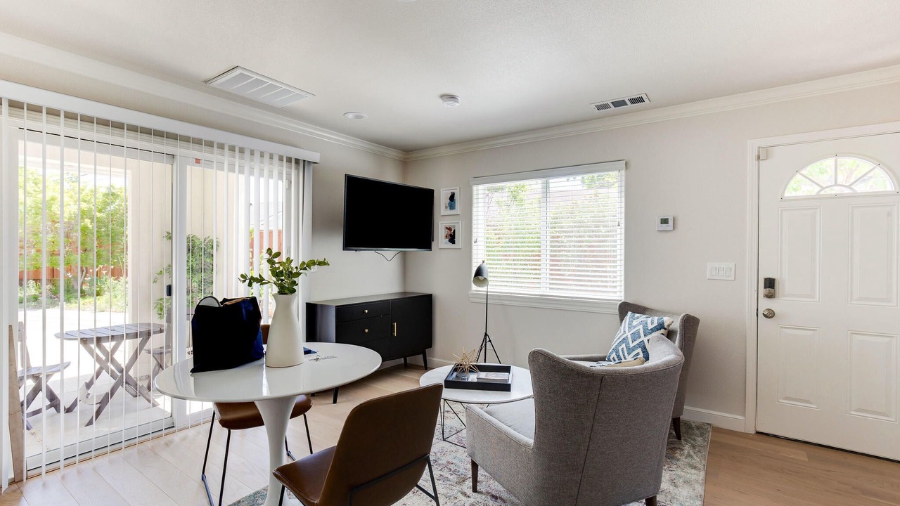 Photo of Livingroom in West San Jose
