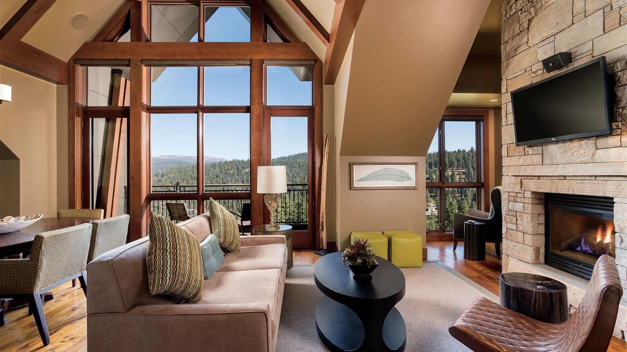 Photo of Livingroom in Tahoe Vista