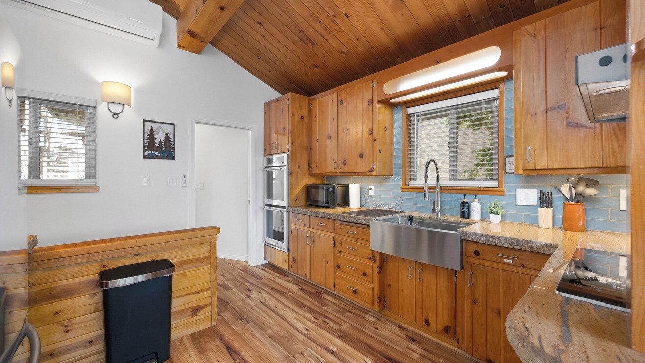 Photo of Kitchen in Alta Sierra