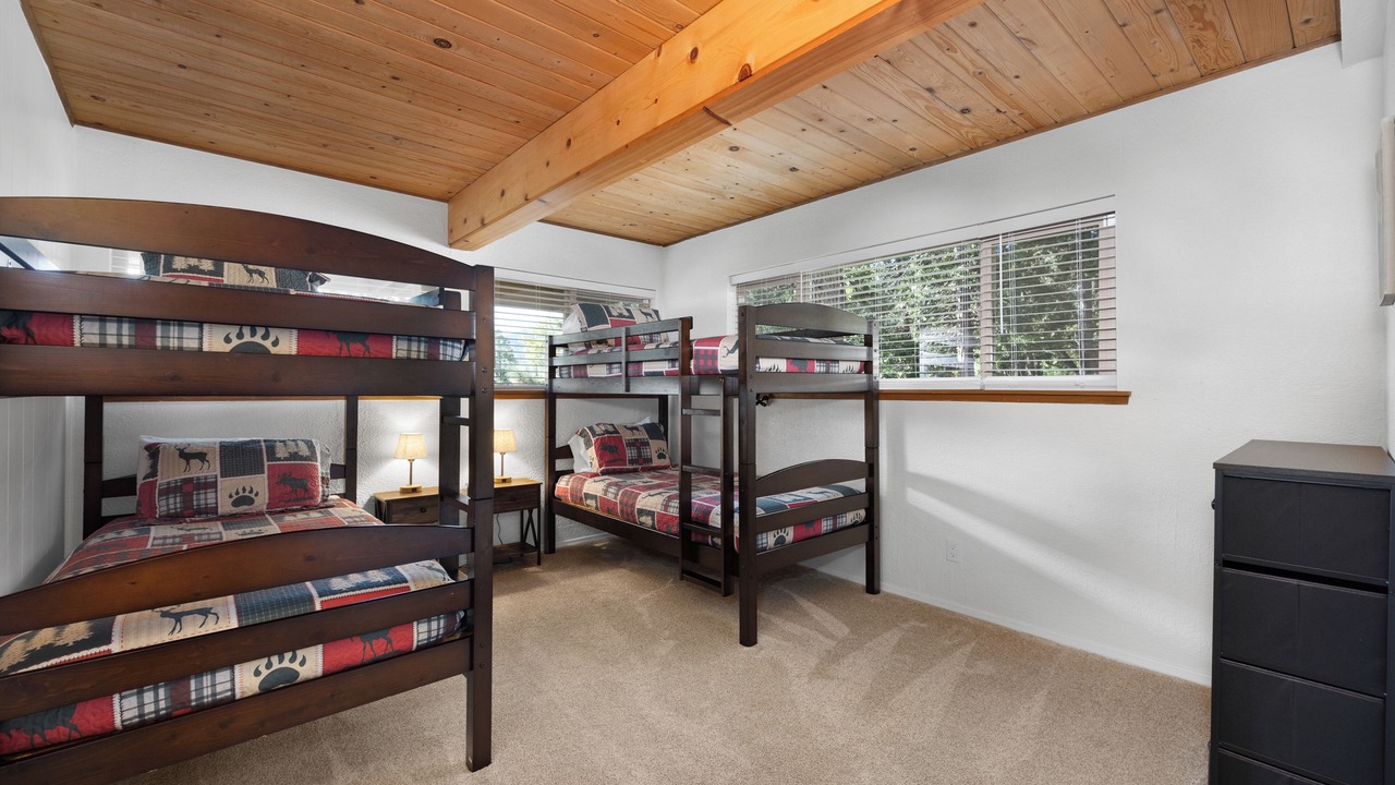 Photo of Bedroom in Alta Sierra