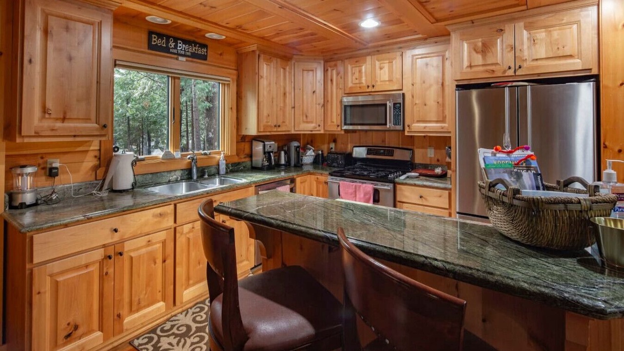 Photo of Kitchen in Mono Vista