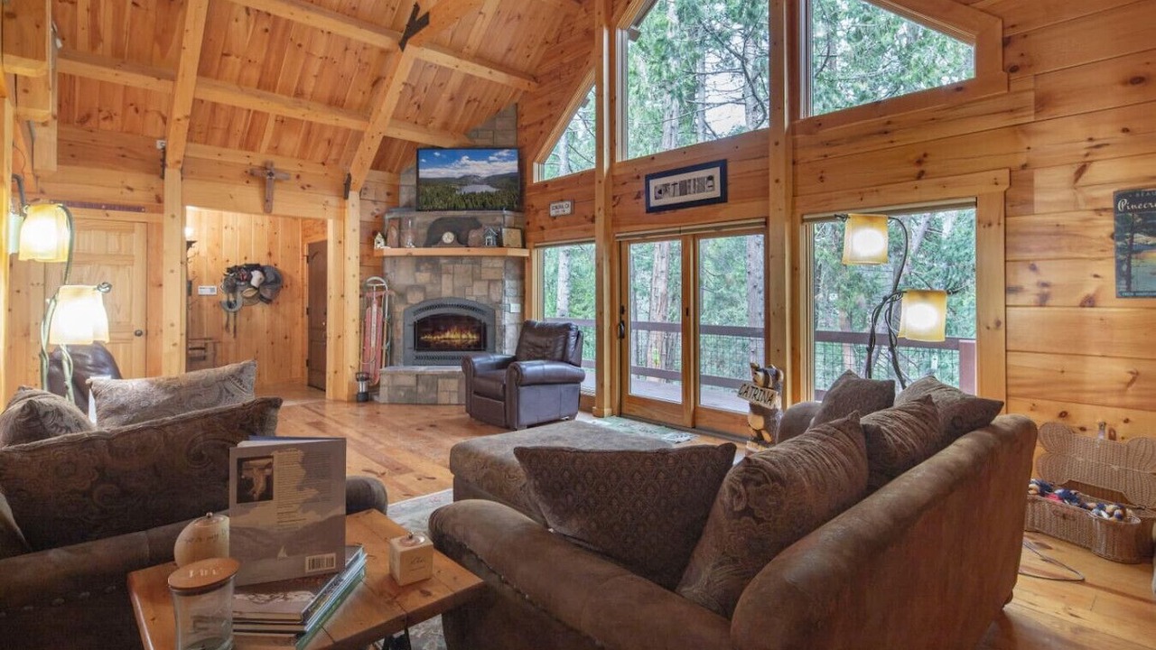 Photo of Livingroom in Mono Vista