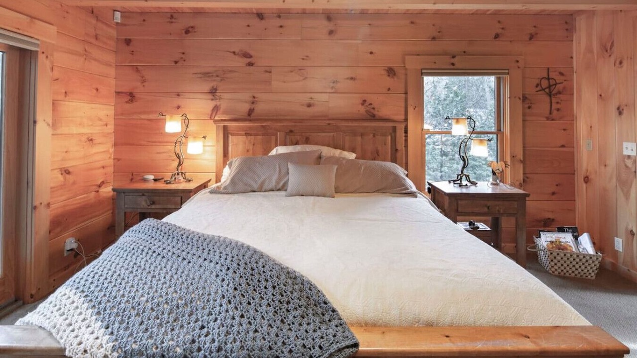 Photo of Bedroom in Mono Vista