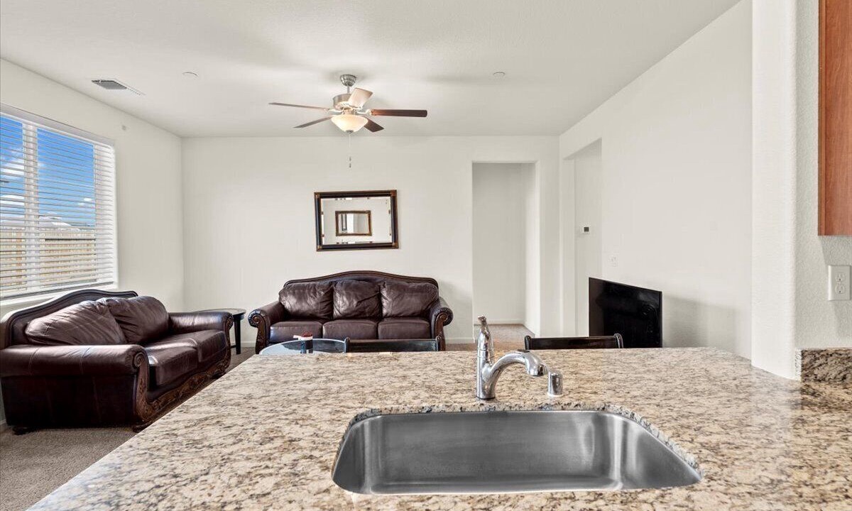 Photo of Livingroom in Victor